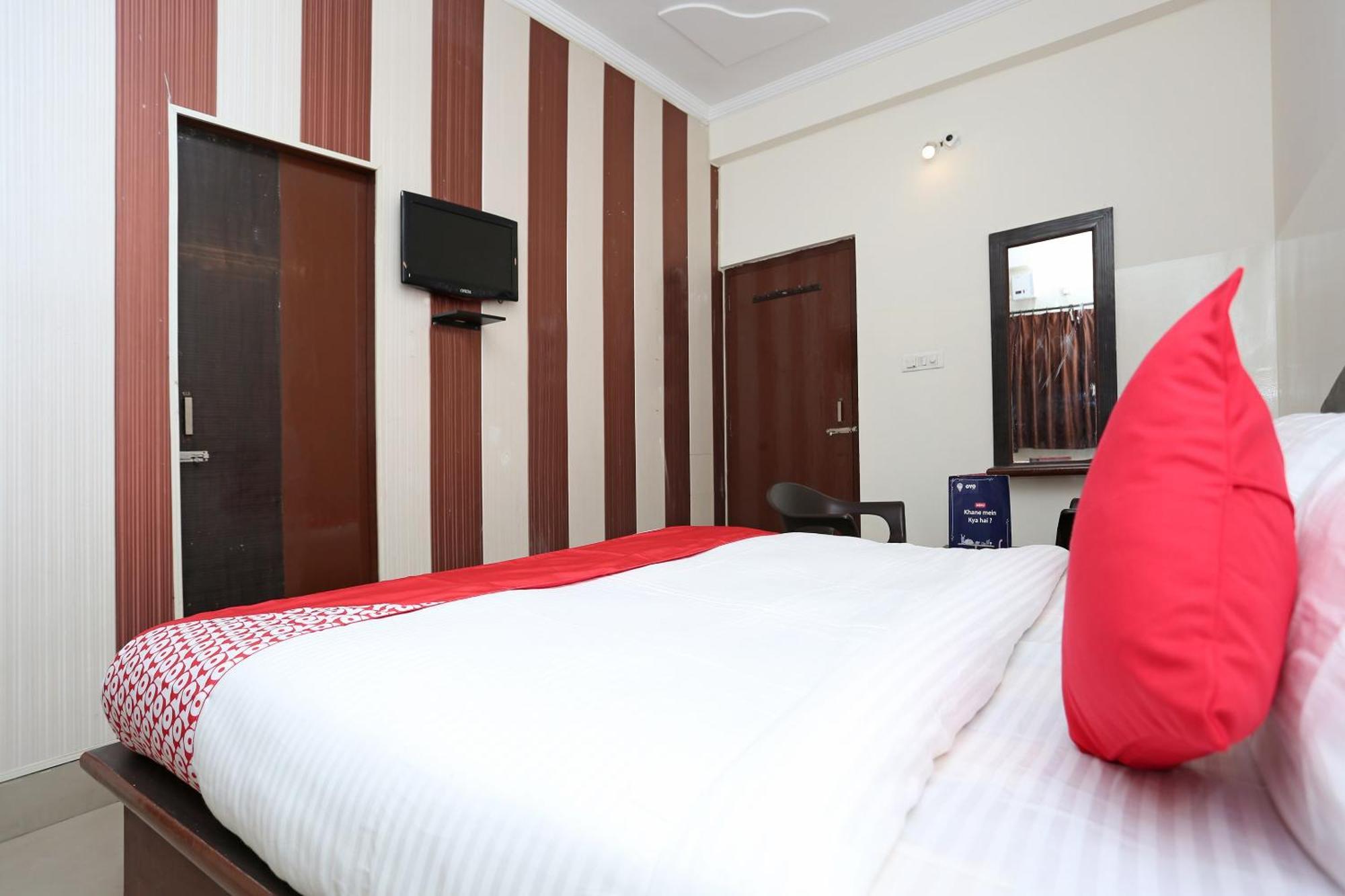 Hotel O Shiva Palace Haridwār Buitenkant foto