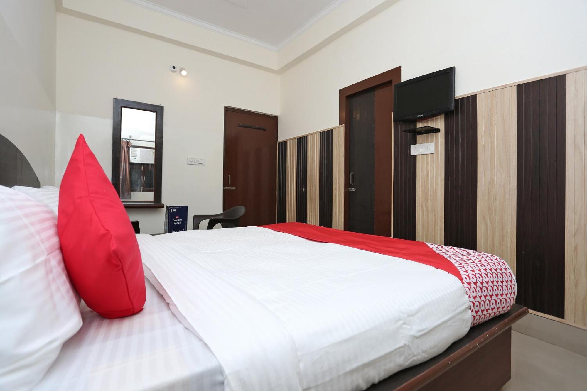 Hotel O Shiva Palace Haridwār Buitenkant foto